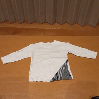 コムサイズム(COMME CA ISM)の長袖Tシャツ　白　コムサイズム　90(Tシャツ/カットソー)