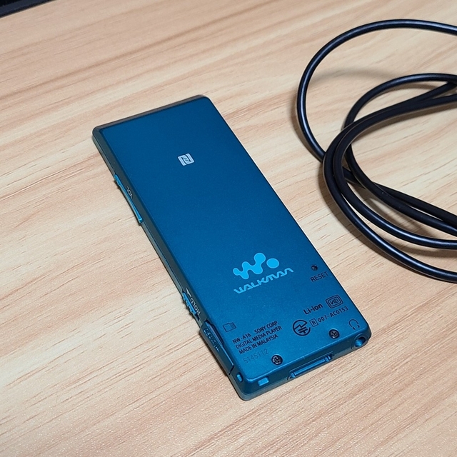 WALKMAN(ウォークマン)のSONY　WALKMAN　NW-A16(32GB)中古 スマホ/家電/カメラのオーディオ機器(ポータブルプレーヤー)の商品写真