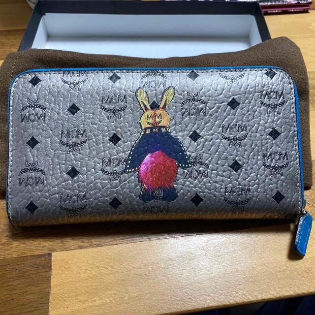 MCM - MCM うさぎ🐰長財布💕シルバー✖️スカイブルーの通販 by rabit