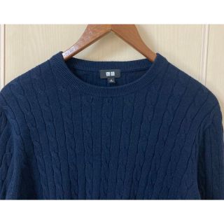 ユニクロ(UNIQLO)の【美品】UNIQLO ユニクロ  ニット セーター M ネイビー カシミヤ入り(ニット/セーター)