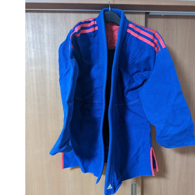 adidas(アディダス)のアディダス　柔術着［中古］ チケットのスポーツ(格闘技/プロレス)の商品写真