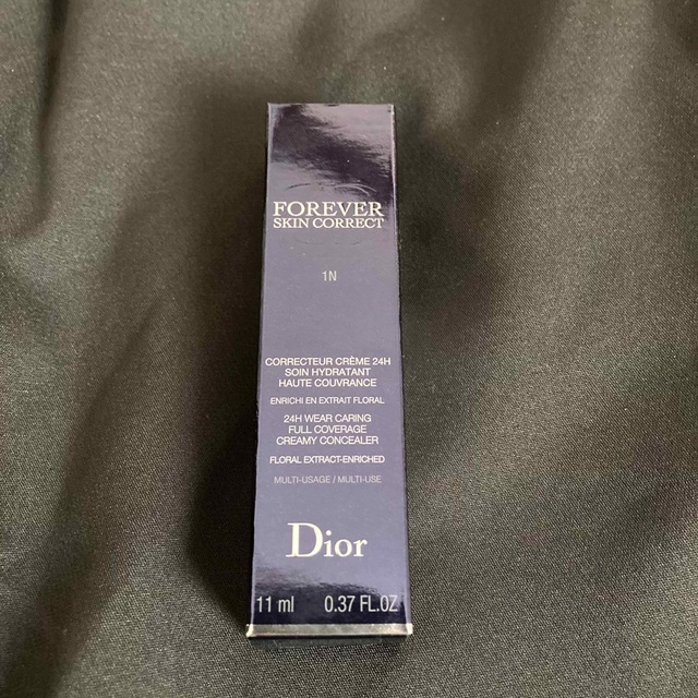 Dior(ディオール)の新品未使用 Diorスキンフォーエヴァースキンコレクトコンシーラー  1N コスメ/美容のベースメイク/化粧品(コンシーラー)の商品写真