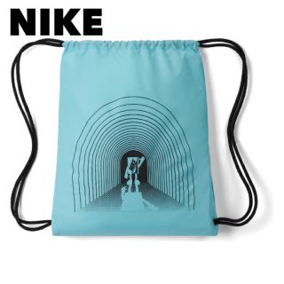 ナイキ(NIKE)のNIKE  ナイキ ドロー ストリング グラフィック ジムサック　新品未使用(リュック/バックパック)