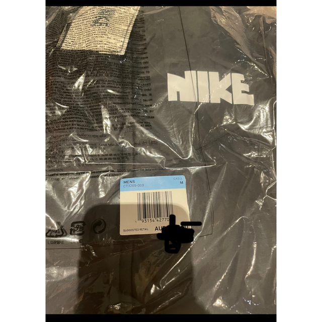 sacai(サカイ)のNike x sacai Men’s Parka  M ブラック　サカイ　ナイキ メンズのジャケット/アウター(ダウンジャケット)の商品写真