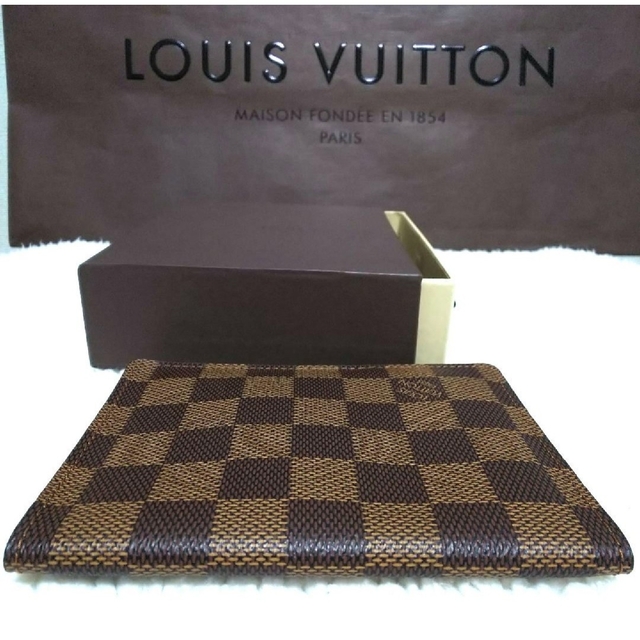 LOUIS VUITTON(ルイヴィトン)のLOUIS VUITTON ルイヴィトン  ダミエ パスポートケース レディースのファッション小物(その他)の商品写真