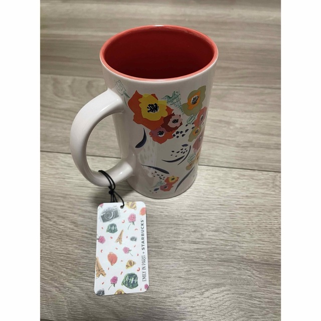 Starbucks - Emily in Paris エミリーパリへ行く スターバックス ...