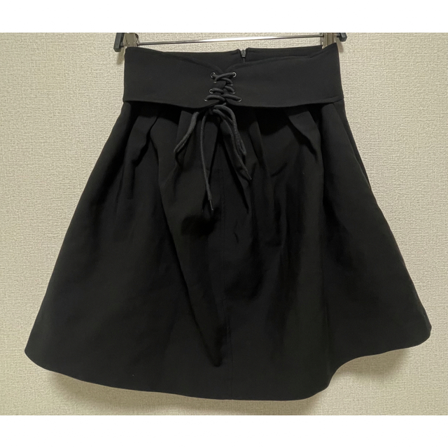ZARA(ザラ)の美品　ハイウエストレースアップスカート　 レディースのスカート(ひざ丈スカート)の商品写真