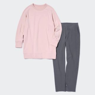 ユニクロ(UNIQLO)のウルトラストレッチチュニックセット（長袖）ピンク(ルームウェア)