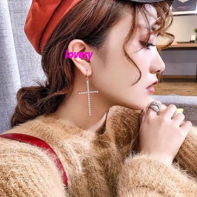 保証 BLACKPINK ジェニ 着用デザイン 十字架フェイクピアス イヤリング ...