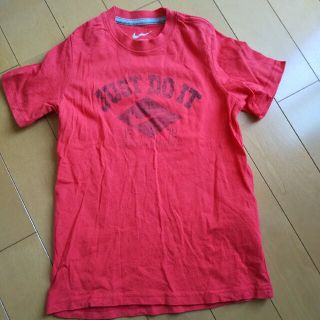 ナイキ(NIKE)のNIKE 120cm 半袖シャツ 赤(Tシャツ/カットソー)