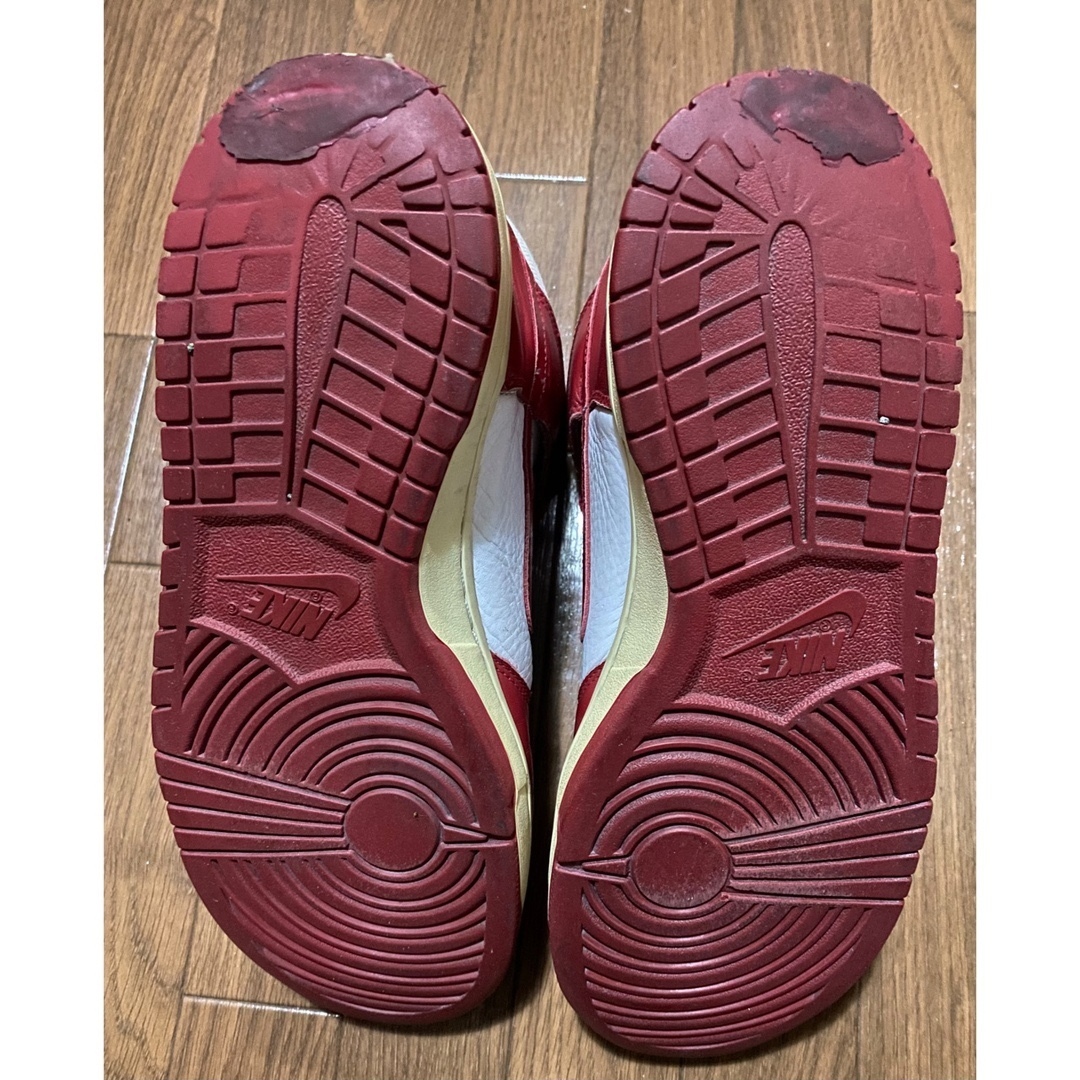 NIKE(ナイキ)のNike Dunk High White Varsity Red メンズの靴/シューズ(スニーカー)の商品写真