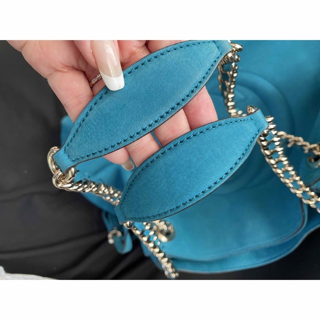 Gucci(グッチ)の美品　GUCCI ソーホー　チェーンバッグ　ブルー レディースのバッグ(ショルダーバッグ)の商品写真