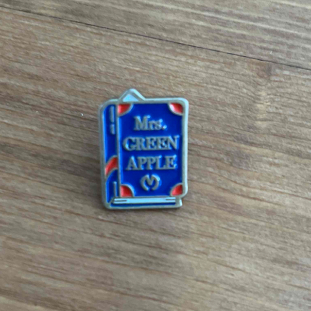 ミセスグリーンアップル Mrs.Green Apple ピンバッジの通販 by ミセスグリーンアップル Mrs.Green Apple ピンバッジの通販 by