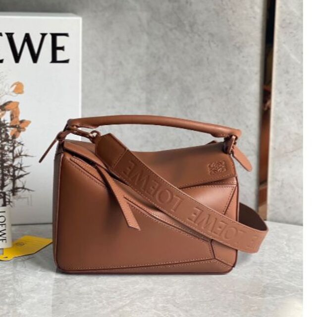 LOEWE ロエベ パズルバッグ スモール サテンカーフ ブラウン | labiela.com