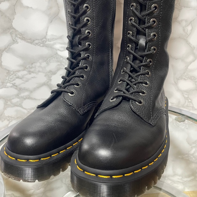 Dr.Martens(ドクターマーチン)のドクターマーチン　ロングブーツ　美品 メンズの靴/シューズ(ブーツ)の商品写真