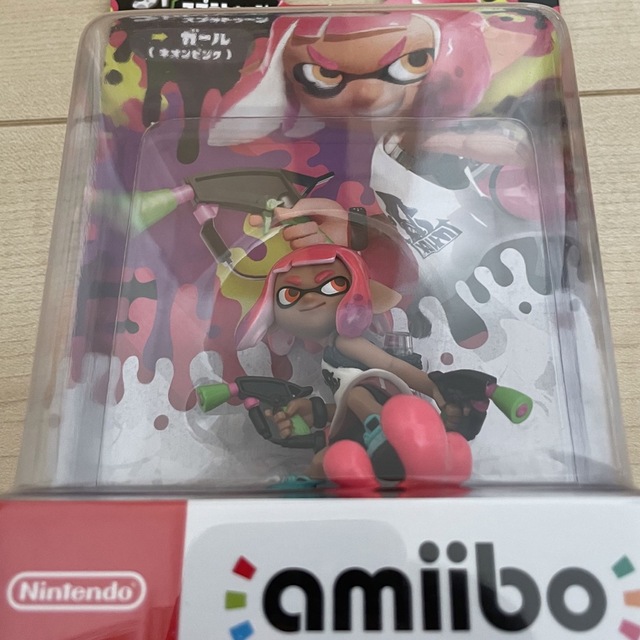 任天堂(ニンテンドウ)のamiibo スプラトゥーン ピンク ガール 新品 エンタメ/ホビーのフィギュア(ゲームキャラクター)の商品写真