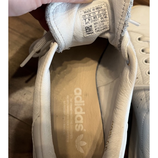 adidas(アディダス)のadidas スタンスミス 25cm メンズの靴/シューズ(スニーカー)の商品写真