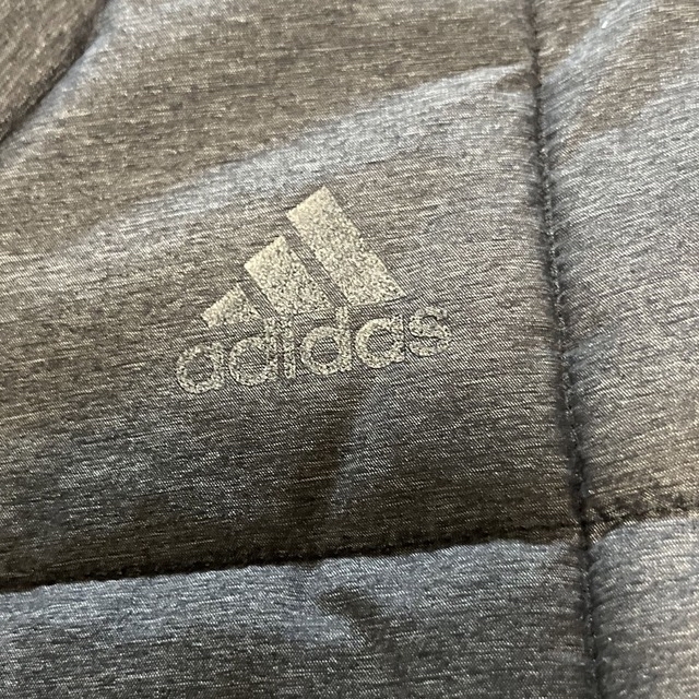 adidas(アディダス)のadidas ダウンジャケット　レディース レディースのジャケット/アウター(ダウンジャケット)の商品写真