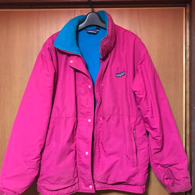 patagonia(パタゴニア)のpatagoniaパタゴニア　アウトドア　ジャケット スポーツ/アウトドアのアウトドア(登山用品)の商品写真