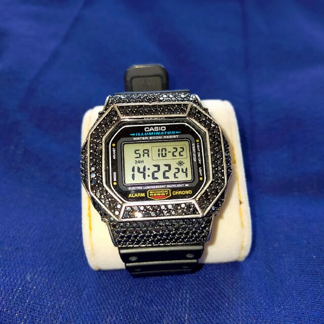 【G-SHOCK】イルミネーター DW-5600E キュービックジルコニア BK