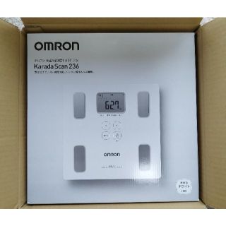 オムロン(OMRON)の(24h以内発送)オムロン Karada Scan 236 体重計 体重体組成計(体脂肪計)