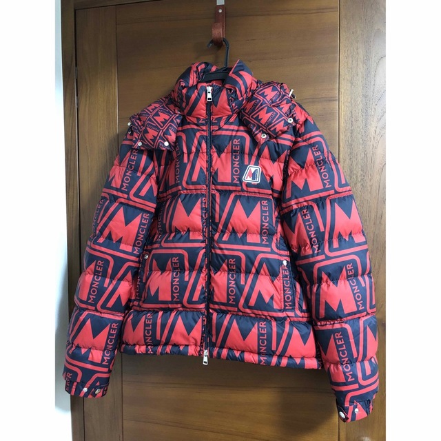 美品　モンクレール　frioland 2 国内正規品　moncler レッド