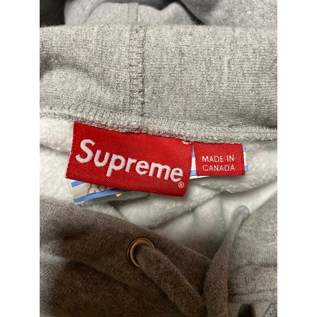 Supreme(シュプリーム)の専用 メンズのトップス(パーカー)の商品写真