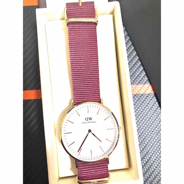 Daniel Wellington(ダニエルウェリントン)の最安値！！美品！ダニエルウェリントン　アナログ時計！！ メンズの時計(腕時計(アナログ))の商品写真