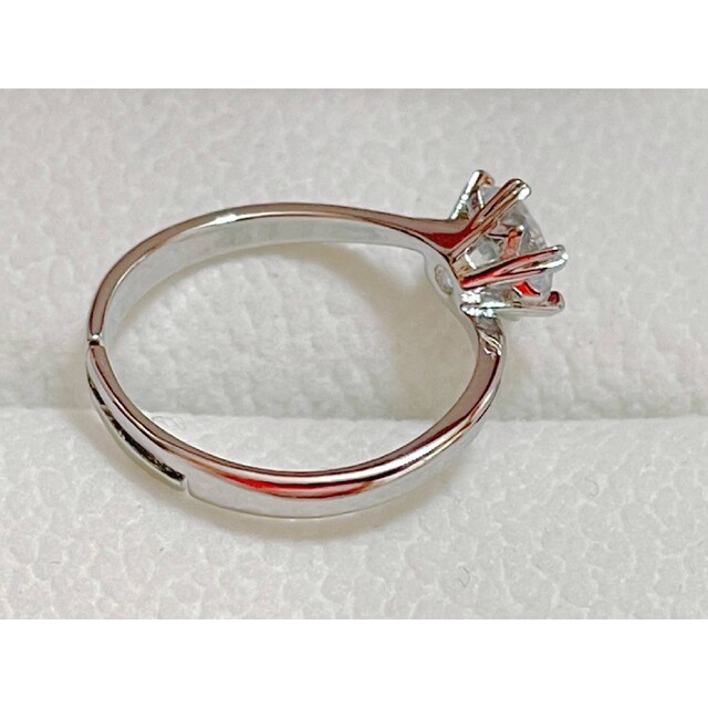 高級！！SONAダイヤモンド　　リング　 指輪　ホワイトゴールドk18 レディースのアクセサリー(リング(指輪))の商品写真