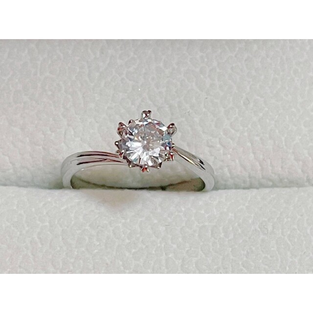 高級！！SONAダイヤモンド　　リング　 指輪　ホワイトゴールドk18 レディースのアクセサリー(リング(指輪))の商品写真