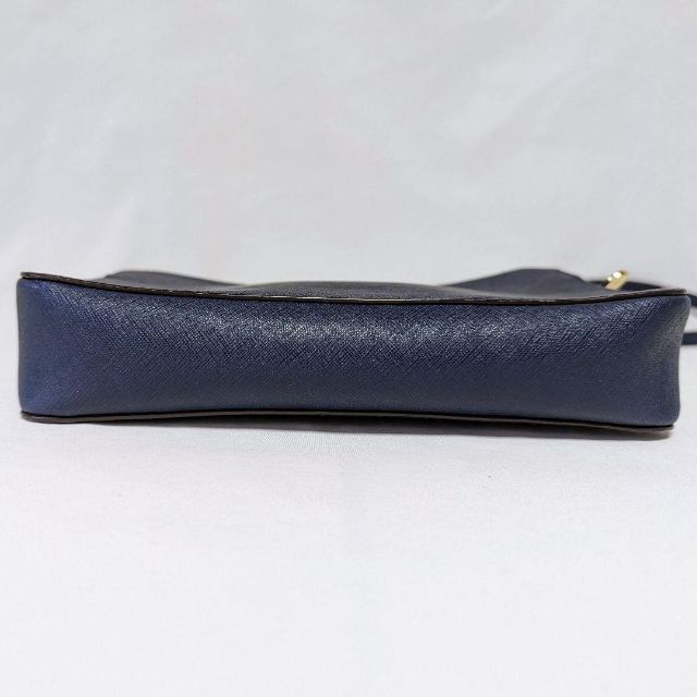 Michael Kors(マイケルコース)の【美品】マイケルコース ショルダーバッグ チェーン 斜め掛け NAVY レディースのバッグ(ショルダーバッグ)の商品写真