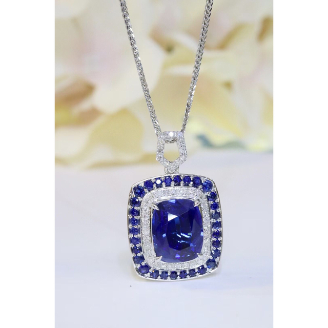 天然 ロイヤルブルーサファイア ダイヤ  ペンダントトップ3.26ct fプレゼント