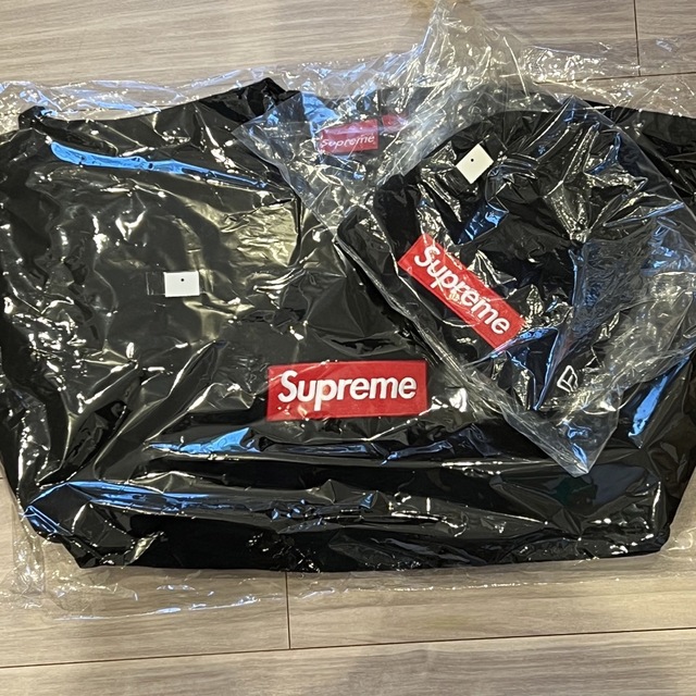 ついに再販開始！】 box セット販売 supreme - Supreme logo Beanie ...