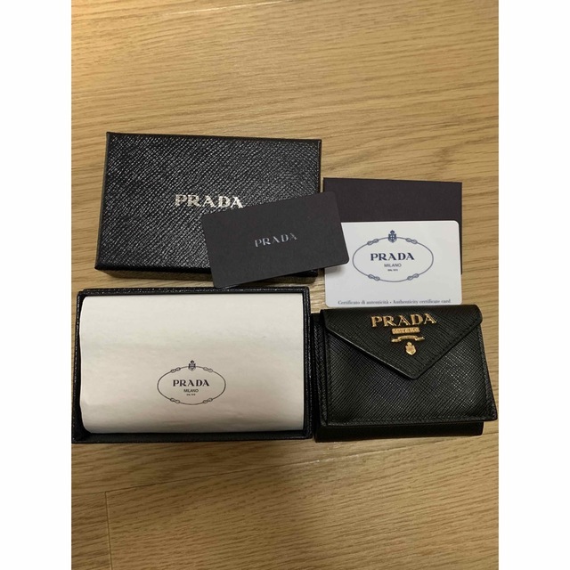 PRADA(プラダ)のプラダ レディースのファッション小物(財布)の商品写真