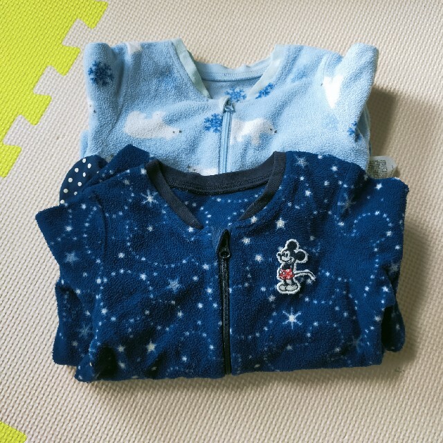 UNIQLO(ユニクロ)のユニクロ　あったか　ロンパース　70 ２枚 キッズ/ベビー/マタニティのベビー服(~85cm)(ロンパース)の商品写真