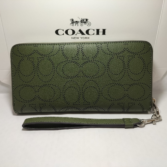 COACH(コーチ)の【１番人気】COACH　長財布 レディースのファッション小物(財布)の商品写真