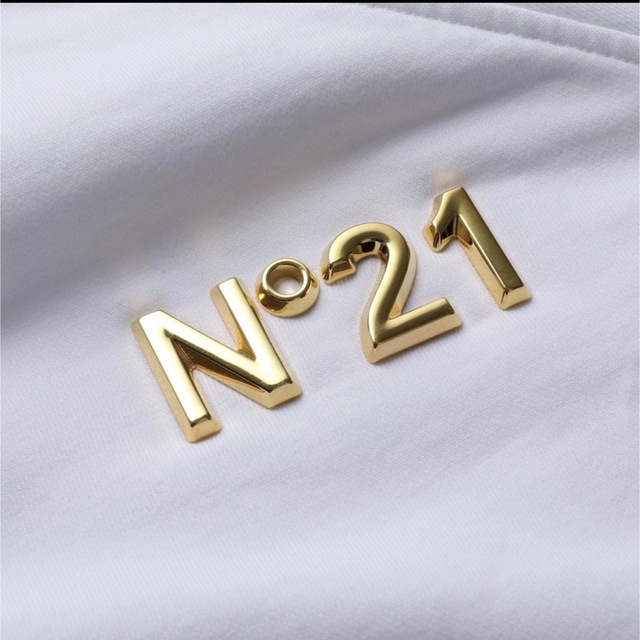 期間限定30%OFF! No °21 ロゴトレーナー - 通販