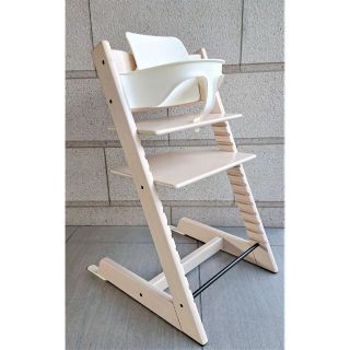 ストッケ(Stokke)の【美品】STOKKE トリップ・トラップ 　ベビーセット付き　NO４～③(その他)