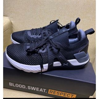 アンダーアーマー(UNDER ARMOUR)のアンダーアーマー UAプロジェクトロック4 3023695-001(スニーカー)