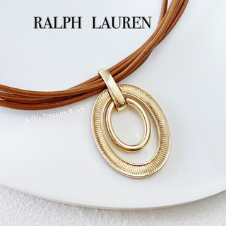 ラルフローレン(Ralph Lauren)のR685/RALPH LAUREN/ブラウンレザー楕円チャームゴールドネックレス(ネックレス)