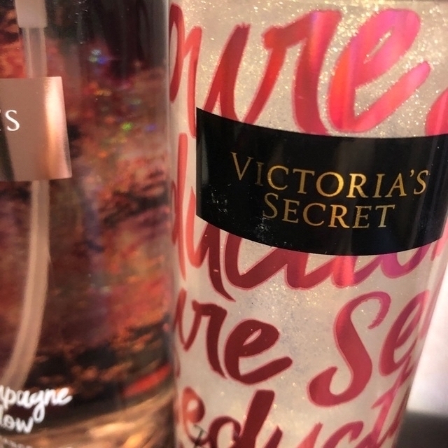 Victoria's Secret(ヴィクトリアズシークレット)の[明日発送]ビクトリアシークレット　ミスト コスメ/美容の香水(香水(女性用))の商品写真