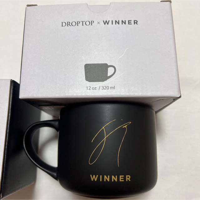 WINNER(ウィナー)のWINNER DROPTOP サイン マグカップ ジヌ エンタメ/ホビーのCD(K-POP/アジア)の商品写真