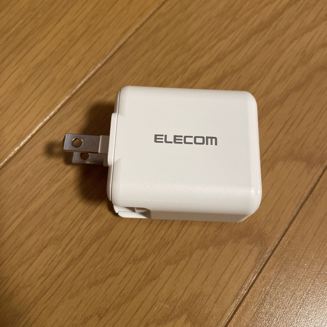 ELECOM(エレコム)のエレコム　USBコンセント充電器 20W (USB PD対応)  スマホ/家電/カメラのスマートフォン/携帯電話(バッテリー/充電器)の商品写真