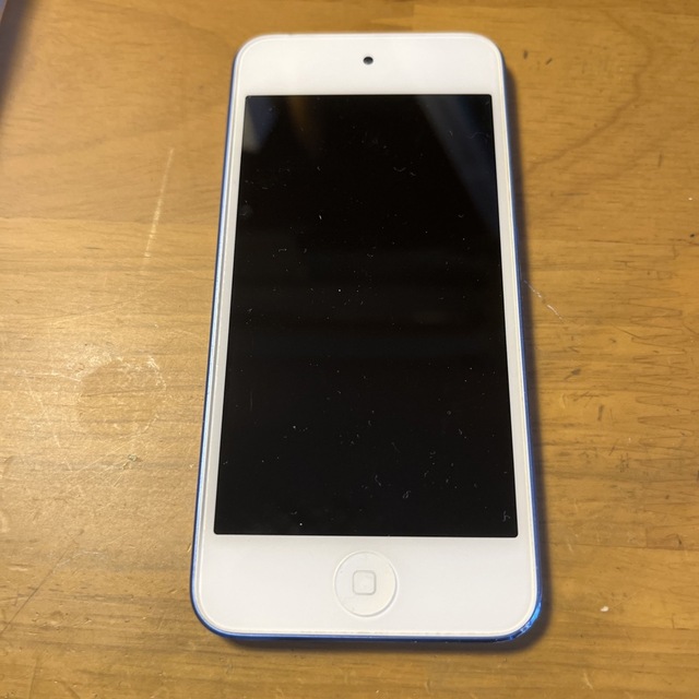 APPLE iPod touch 16GB2015 MKH62J/A H スマホ/家電/カメラのオーディオ機器(ポータブルプレーヤー)の商品写真