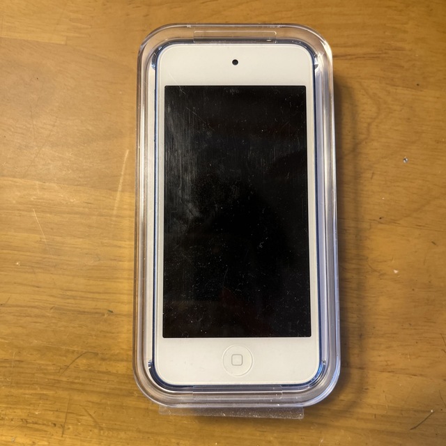 APPLE iPod touch 16GB2015 MKH62J/A H スマホ/家電/カメラのオーディオ機器(ポータブルプレーヤー)の商品写真