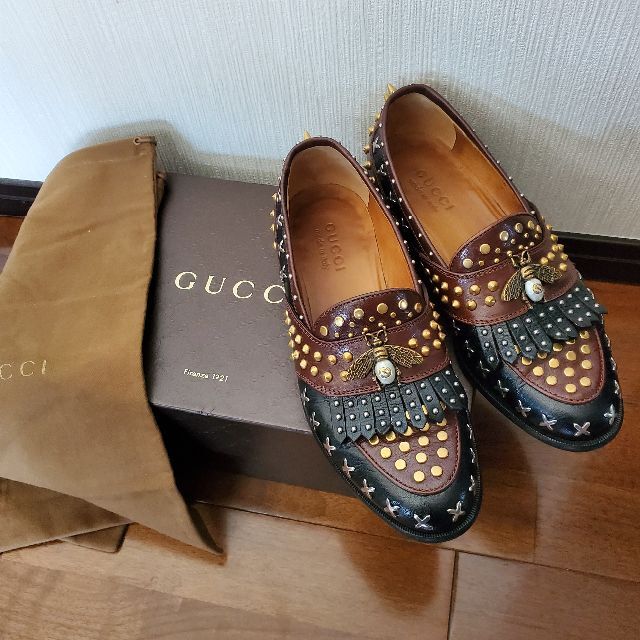 Gucci(グッチ)のGUCCIグッチ　蜂　ローファー　レア　６ メンズの靴/シューズ(ドレス/ビジネス)の商品写真