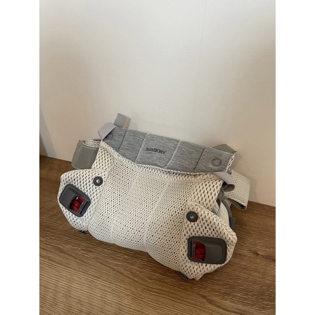 BABYBJORN - 【新品未使用】ベビービョルン ハーモニー クリームの通販