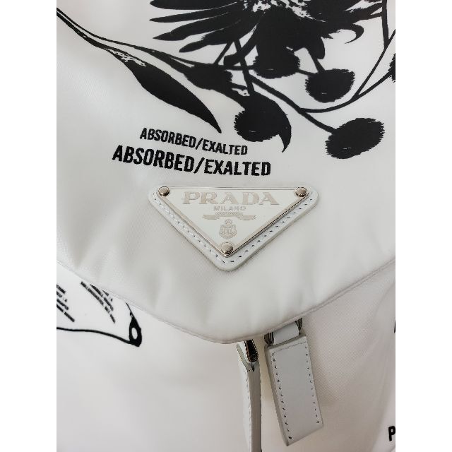 ほぼ未使用PRADA限定品 レア リュック