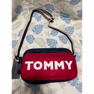 (正規品)Tommy  Hilfiger ショルダーバック　赤×紺　白文字　(ショルダーバッグ)