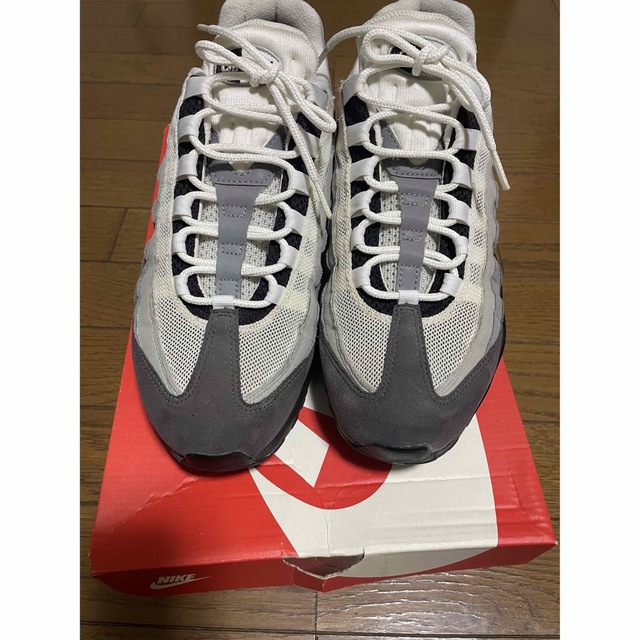 日本未発売 NIKE AIR MAX 95 OG WHITE GRADATION 1